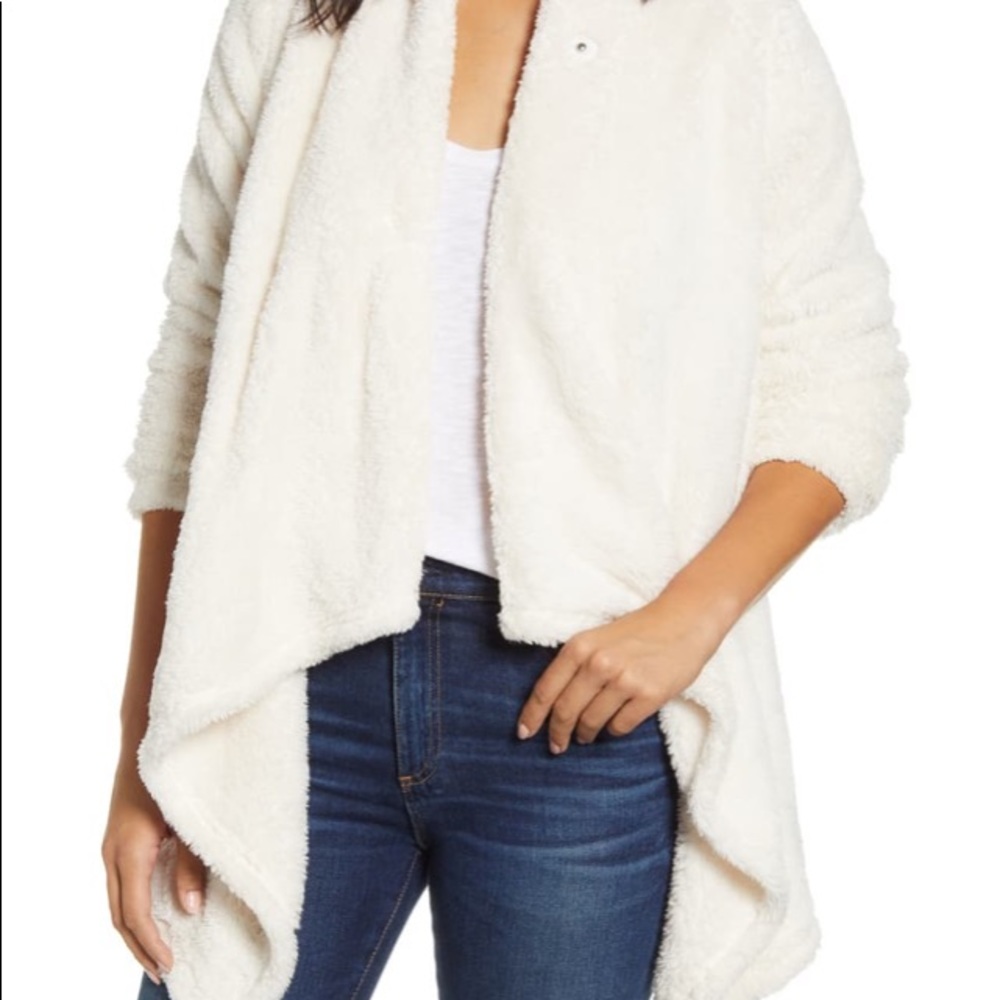 NIP Bobeau Faux Fur Sweater m